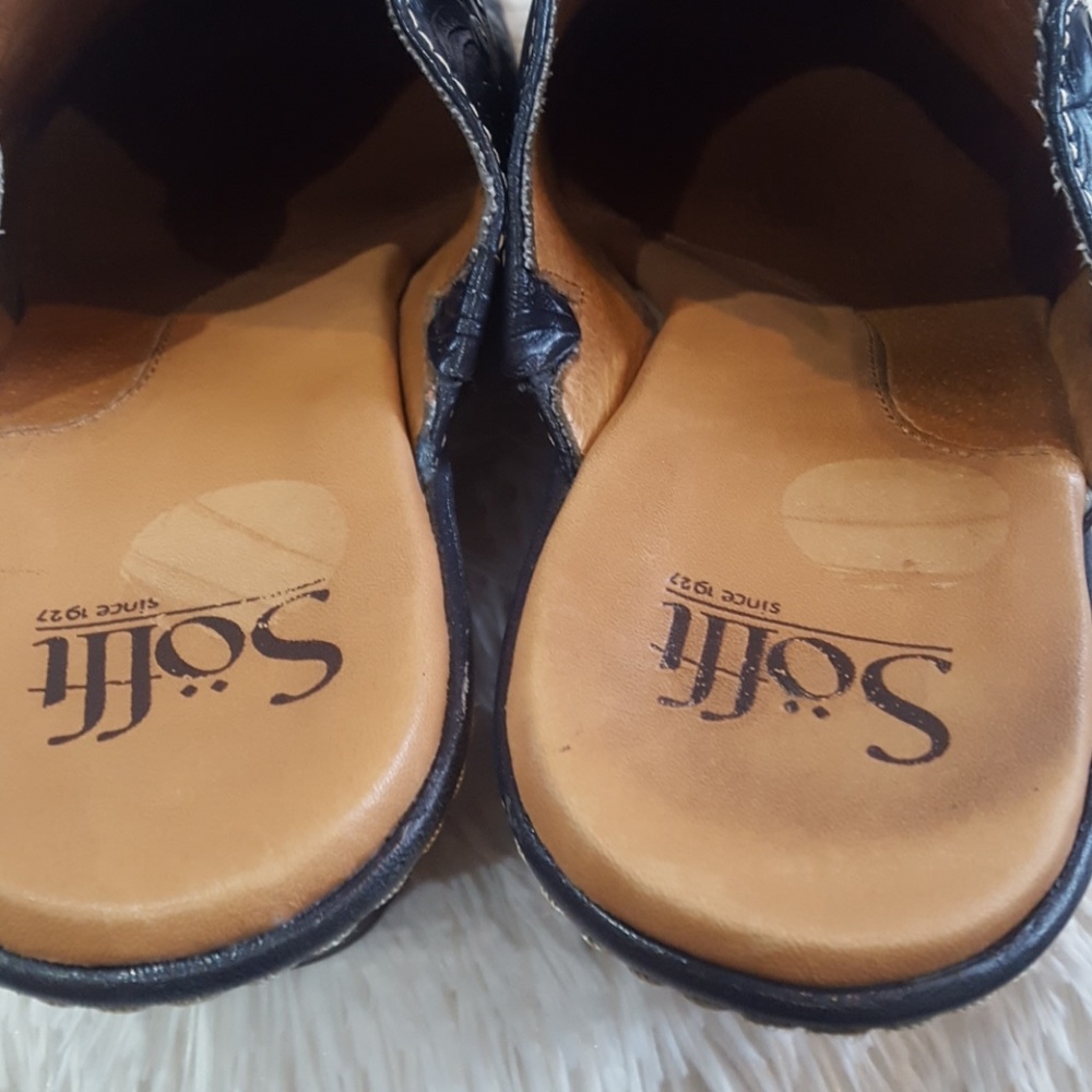 SOFFT MULES - Picture 7 of 8